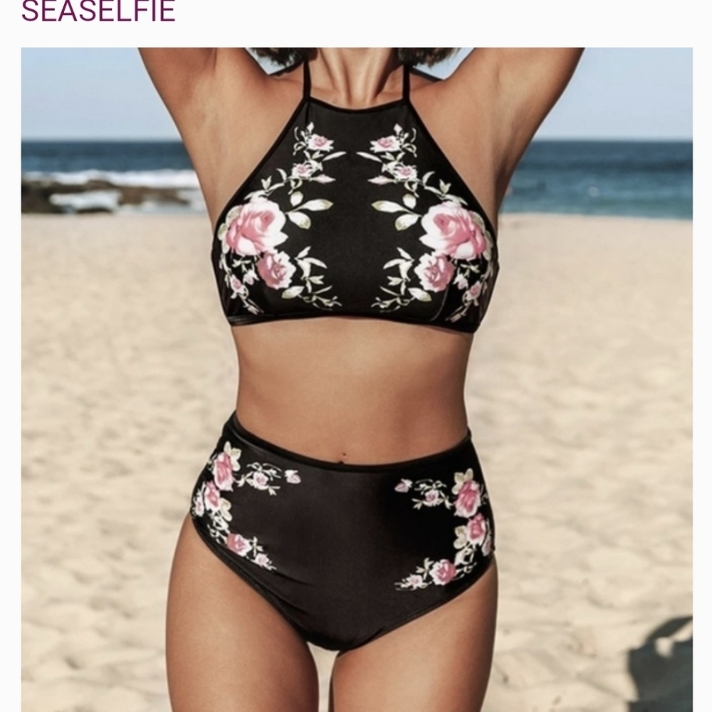 - Seaselfie Bikini
